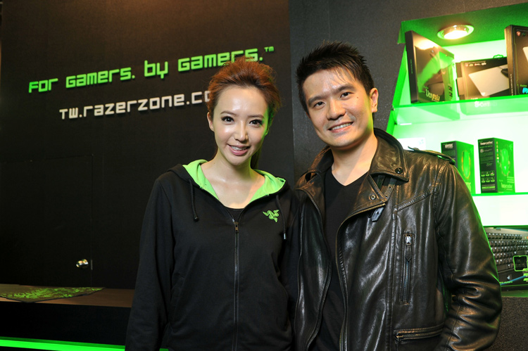 110218_razer_2.jpg