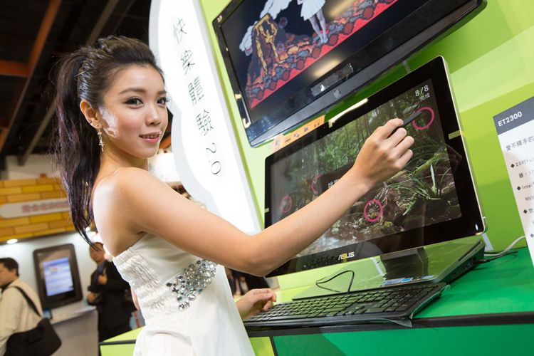 121203_asus.jpg