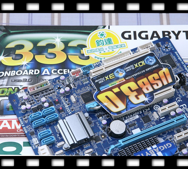 GA-870A-UD3_06.jpg