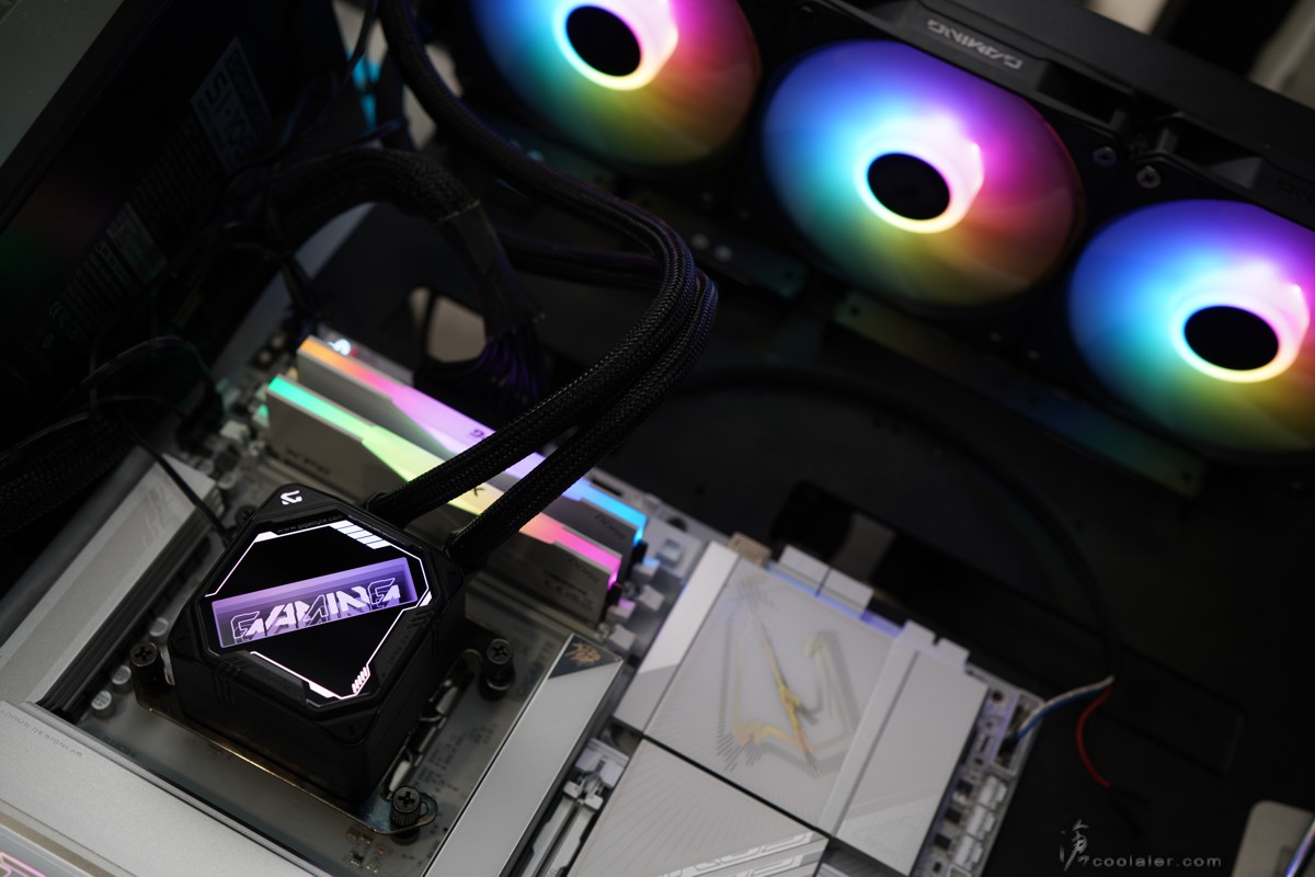 GIGABYTE GAMING 360