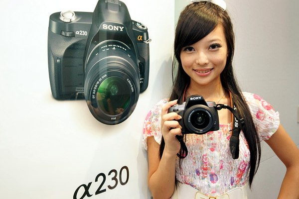 news_sony_alpha_230_sg.jpg