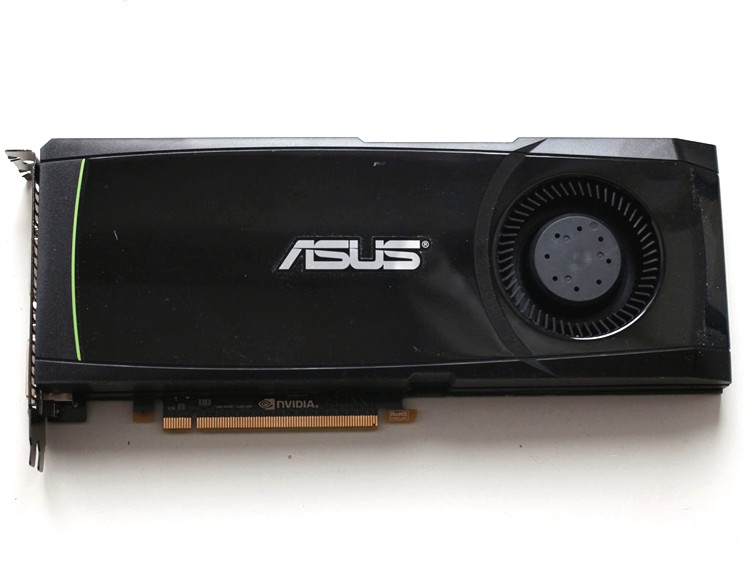 570_asus.jpg