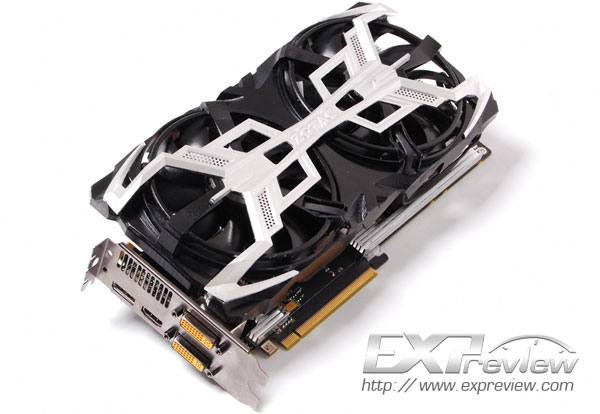 ZOTAC_GTX560TI_001.jpg