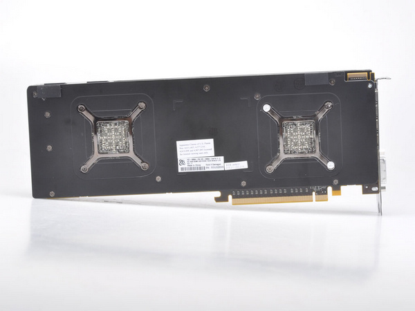 XFX-hd6990-5.jpg