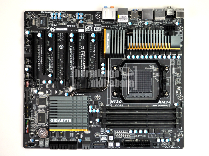 gigabyte_ga-990fxa-ud7_1.jpg