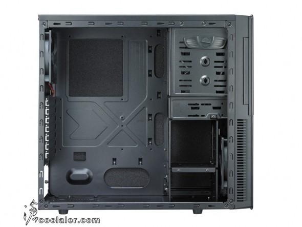 coolermaster_silencio_450_4.jpg