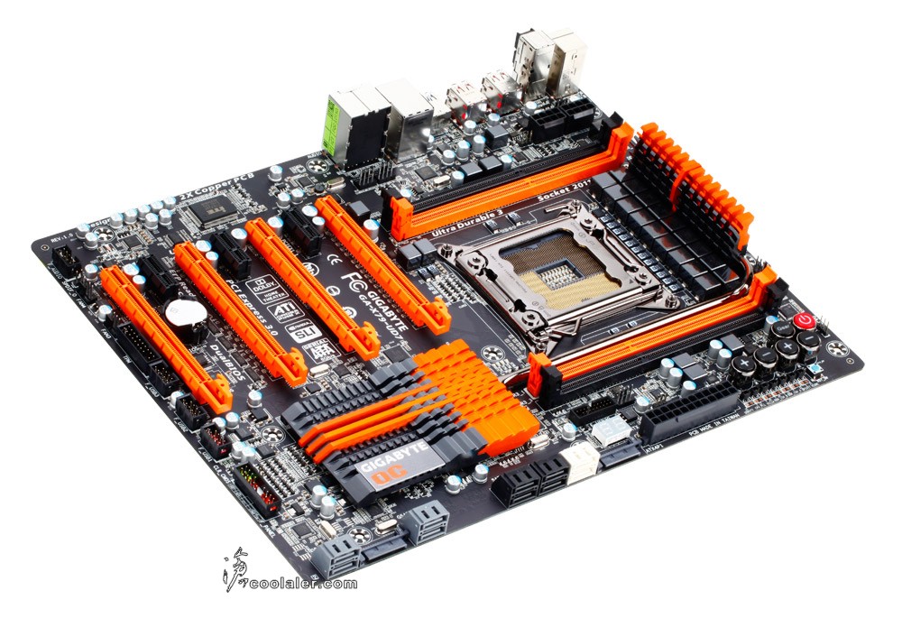 gigabyte_x79_ud7_3.jpg