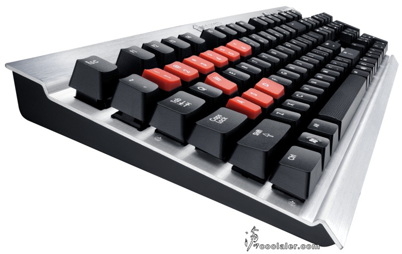 corsair_vengeance_k60_3.jpg