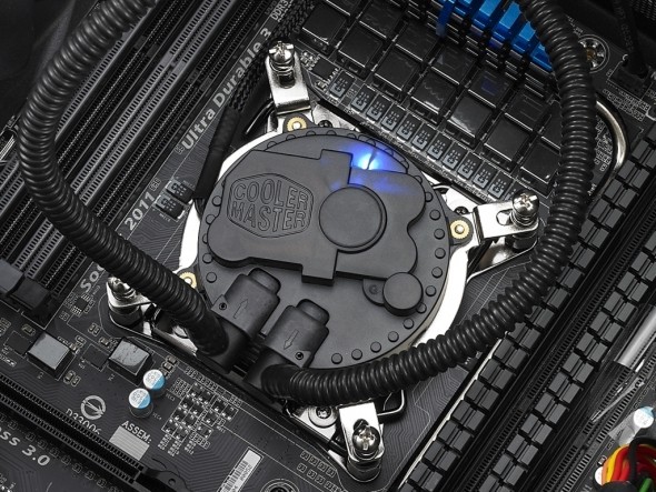 coolermaster_seidon_120m_5.jpg