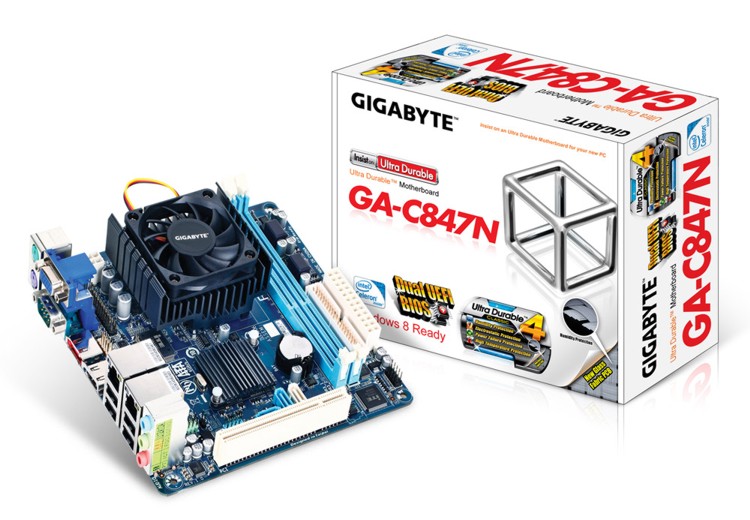 gigabyte_c847n_1.jpg