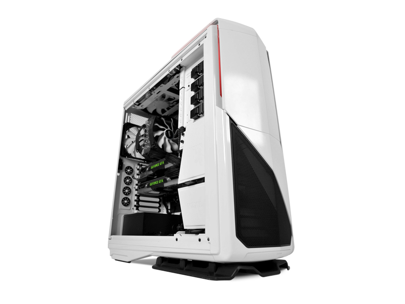 nzxt_phantom_820_1.jpg