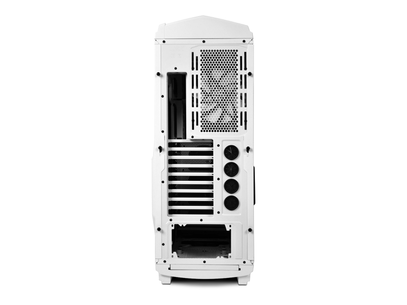 nzxt_phantom_820_3.jpg