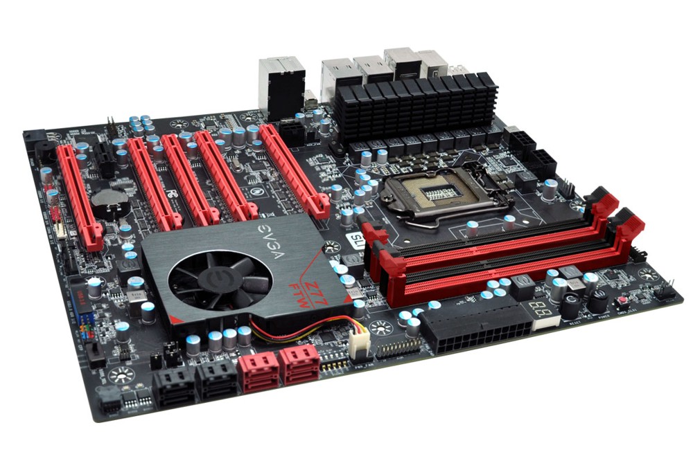 evga_z77_ftw_02.jpg
