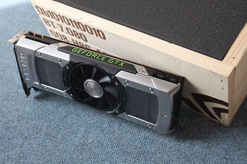 gtx690_box_5.jpg