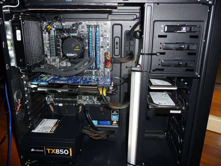 gigabyte_gtx670oc_3.jpg