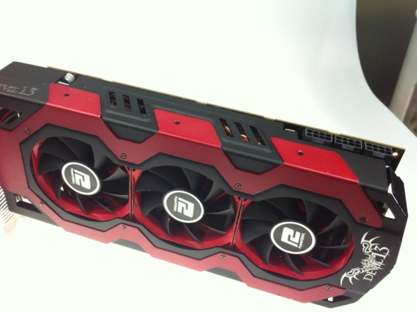 powercolor_hd7970_x2_devil13_1.jpg