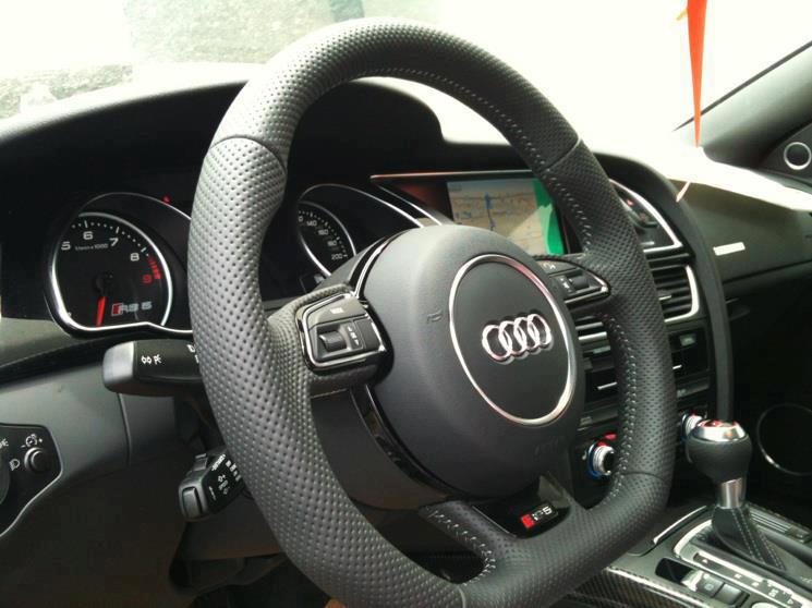 2013_audi_rs5_10.jpg