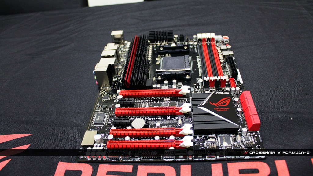 asus_Crosshair_V_Formula-Z_1.jpg