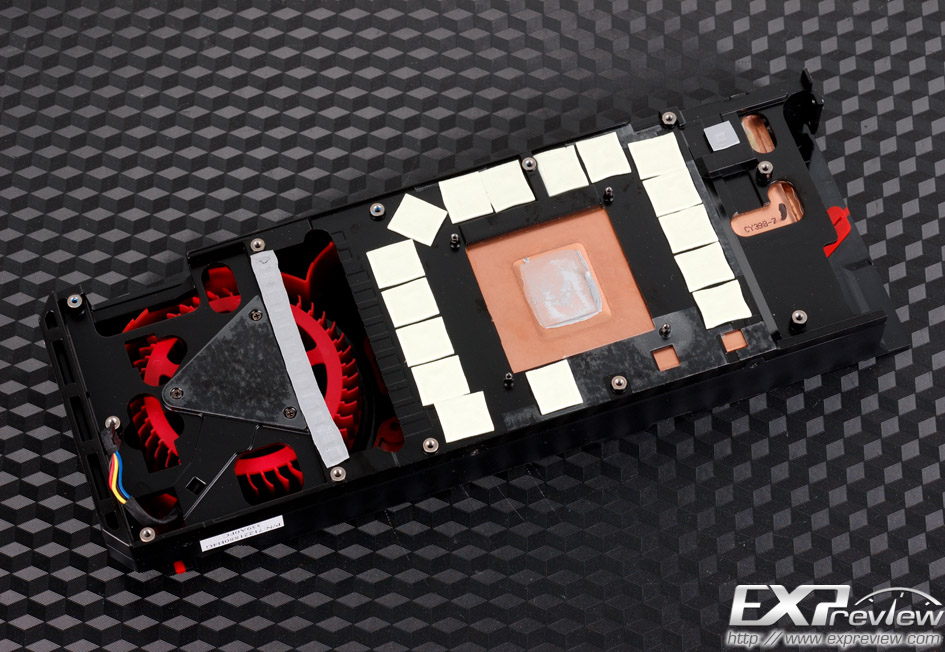 R9_290X_06.jpg