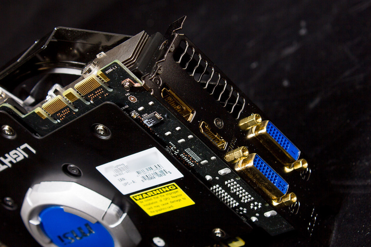 MSI-GeForce-GTX-770-Lightning_4.jpg