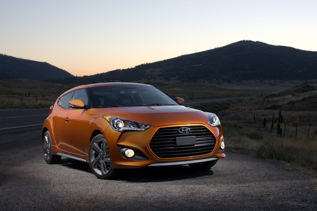 Hyundai_Veloster_1.jpg