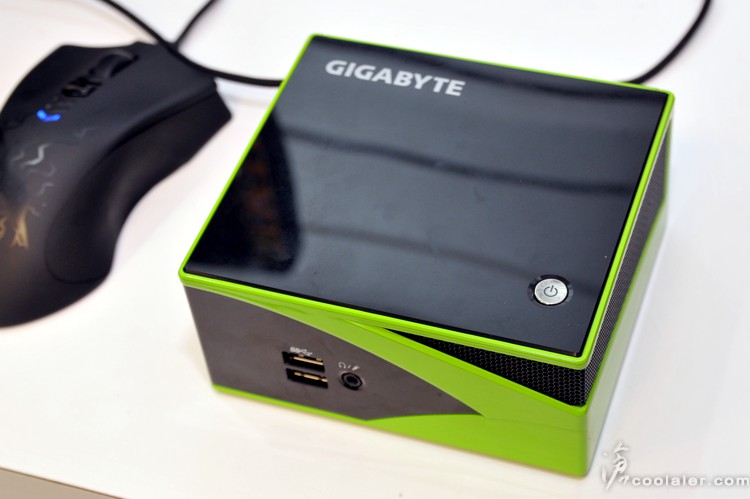 computex_gigabyte_24.jpg