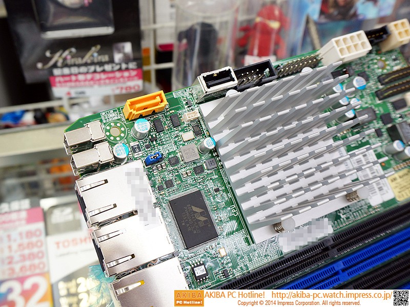 supermicro_a1sa7-2750f_3.jpg