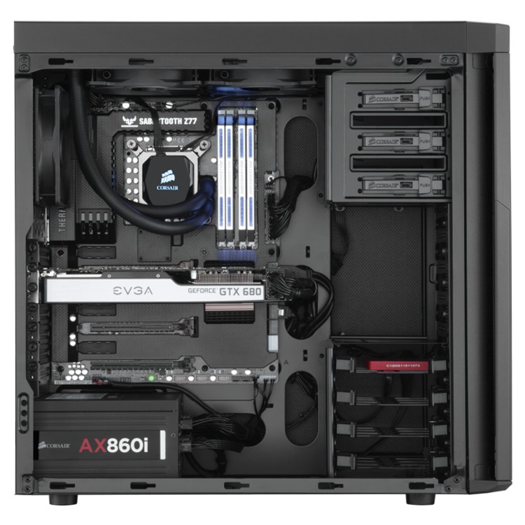 corsair_330r_titanium_5.jpg