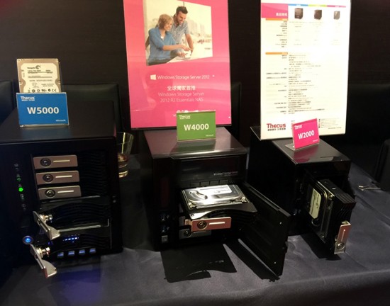thecus_r2_essentials_nas_3.jpg