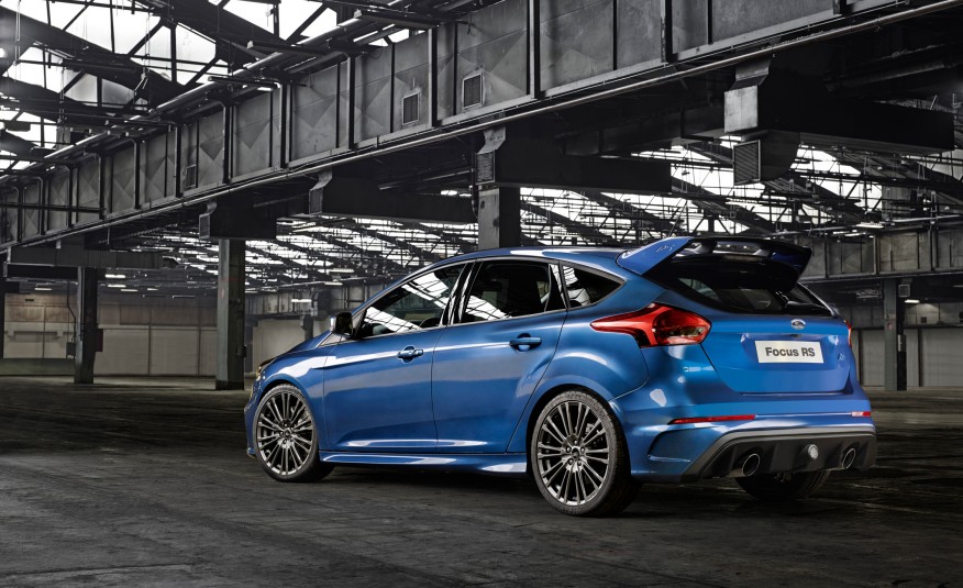 2016-Ford-Focus-RS-3.jpg