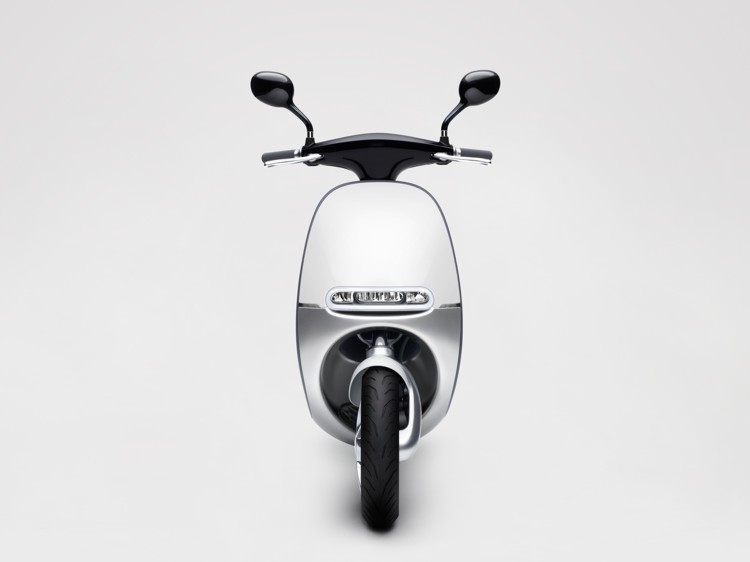 Gogoro-Smartscooter-4.jpg