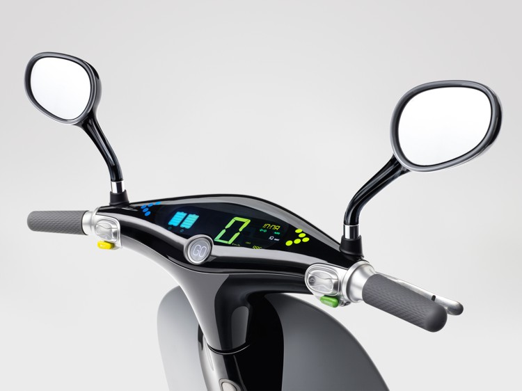 Gogoro-Smartscooter-6.jpg