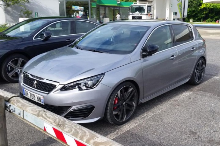 Peugeot-308-GTi-1.jpg