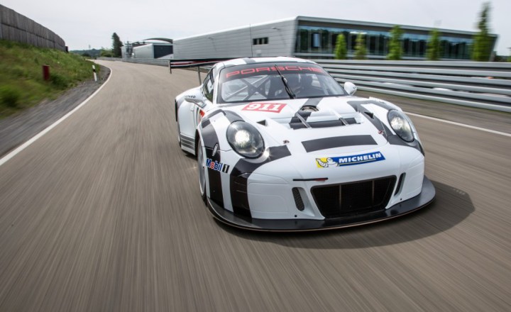 Porsche-911-GT3-R-race-car-1.jpg