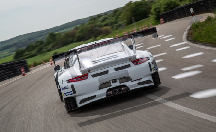 Porsche-911-GT3-R-race-car-3.jpg