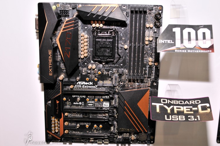 asrock_computex_2.jpg