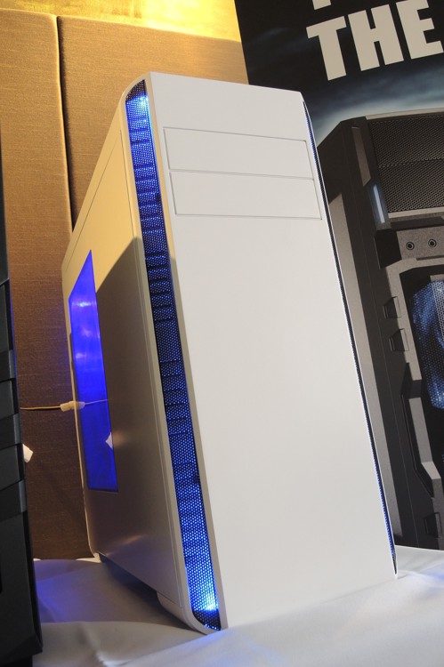 sharkoon_computex_4.jpg