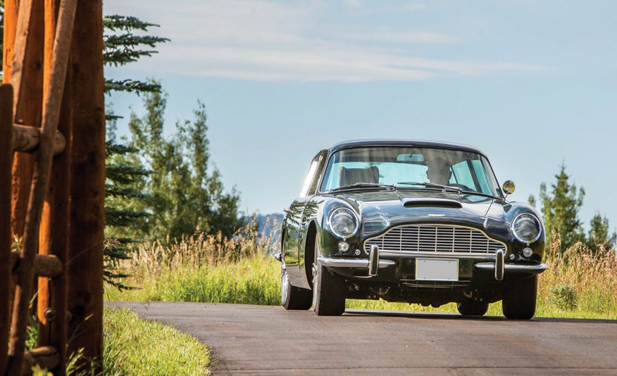 1967-Aston-Martin-DB6-Shooting-Brake-1.jpg