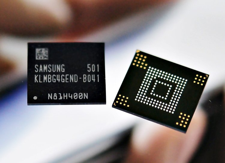 Samsung-DRAM-Chip-1.jpg