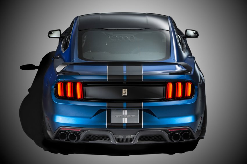 ford_shelby_gt350r_4.jpg