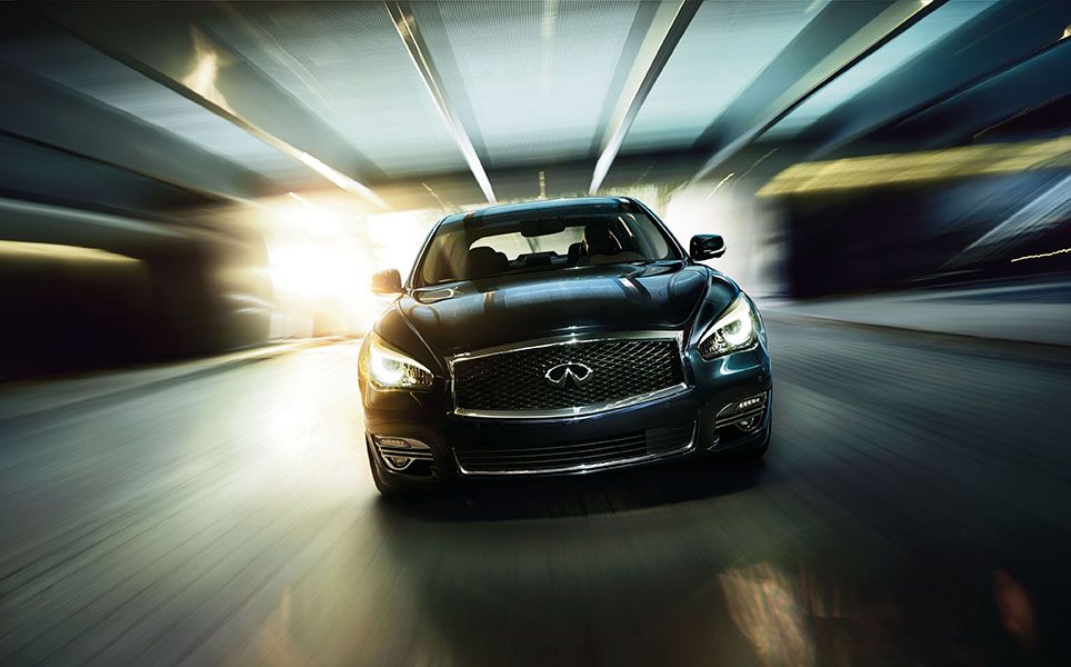 infiniti_q70_2.jpg