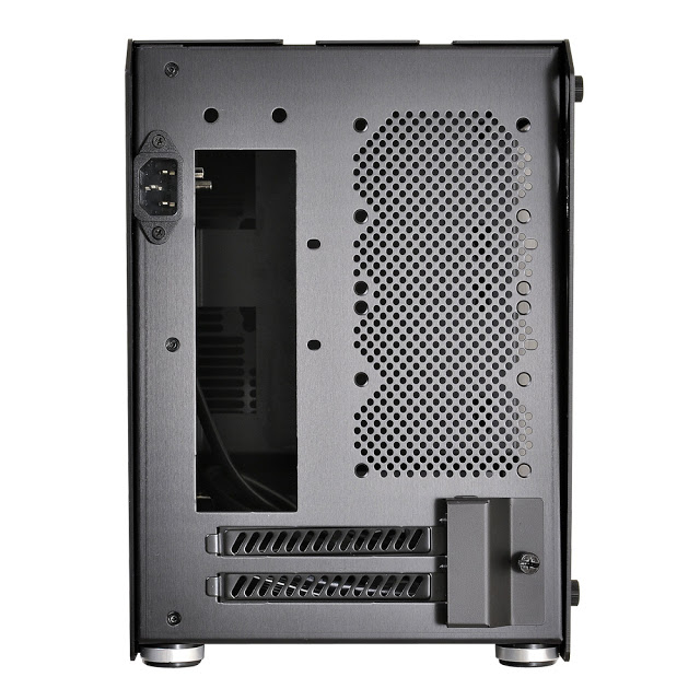 lian_li_pc_q17_4.jpg