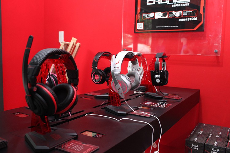 tt_esport_sogo_1.JPG
