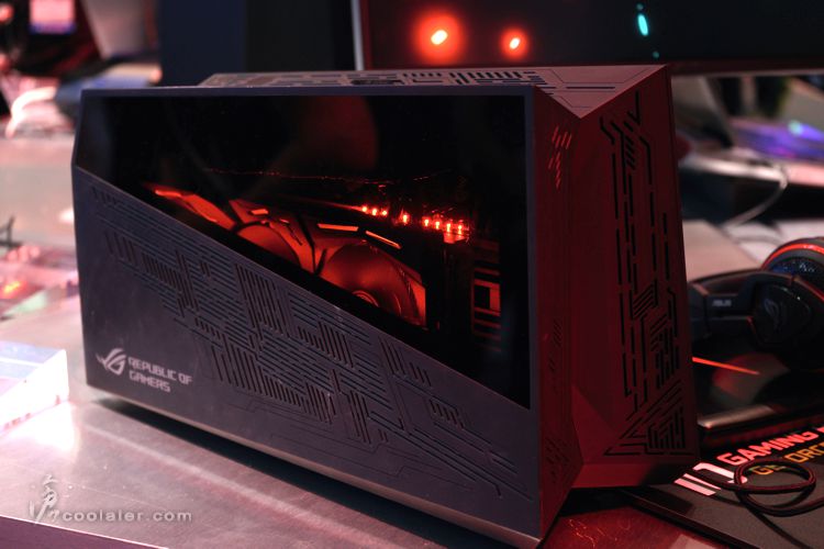 asus_xg_station_2_3.jpg