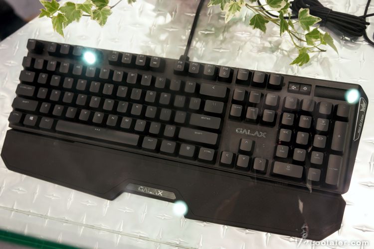 galax_computex_13.jpg