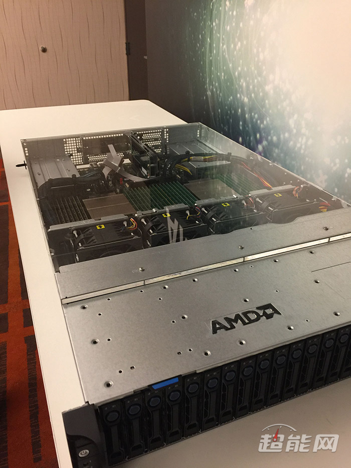 amd_naples_ppt_16.jpg