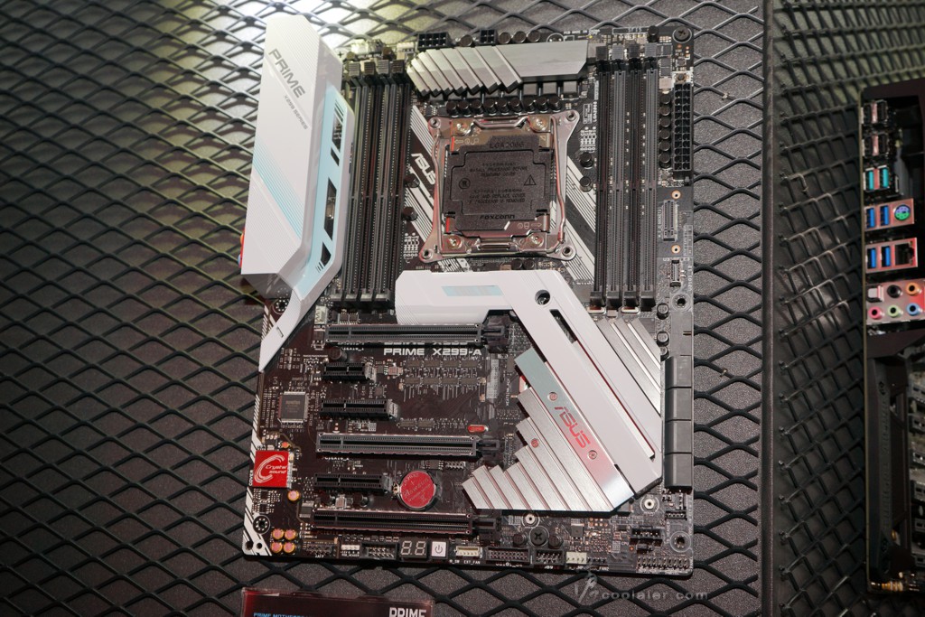 asus_x299_4.jpg