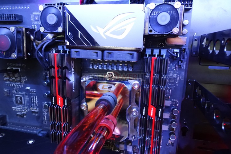 asus_rog_dominus_4.jpg