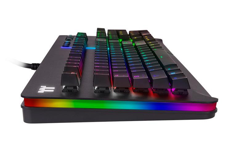 tt_level_20_rgb_razer_2.jpg