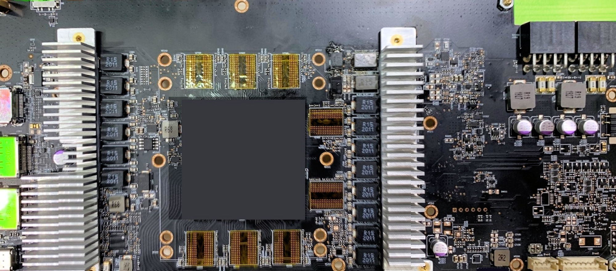 AMD-Radeon-RX-6800XT-PCB.jpg